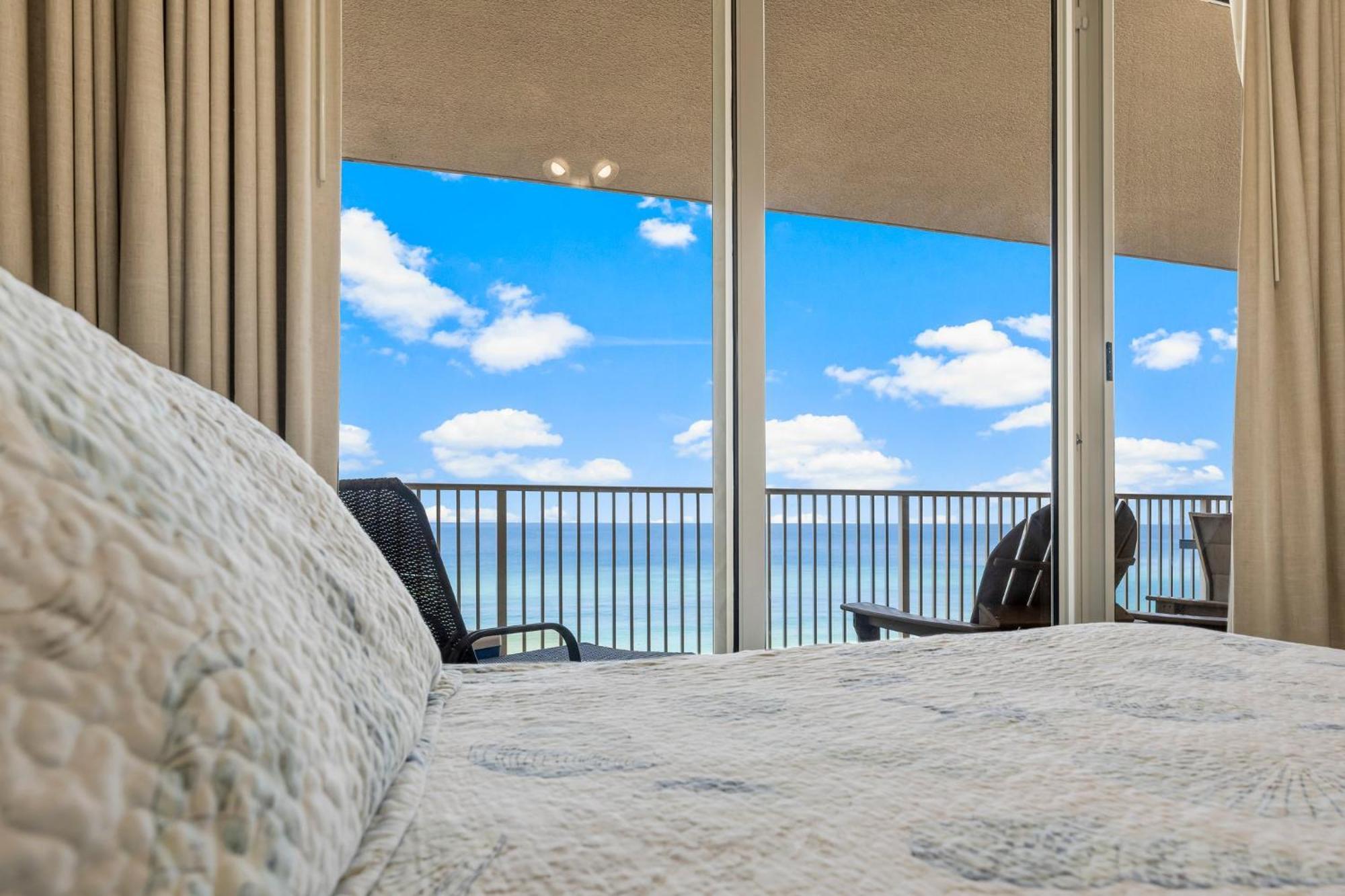 Ocean Reef Beach Resort! Beach Front! Free Seasonal Beach Chairs! By Dolce Vita Getaways Pcb Panama City Beach Ngoại thất bức ảnh